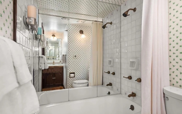 3 BR Penthouse w Hot-tub -mountain Views