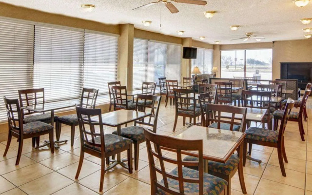 Quality Inn at Arlington Highlands