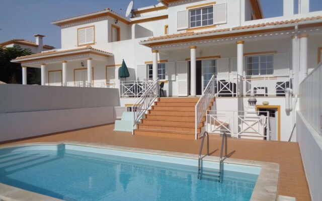 Villa Coelho by Algarkasa