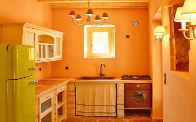 Thalia Estate