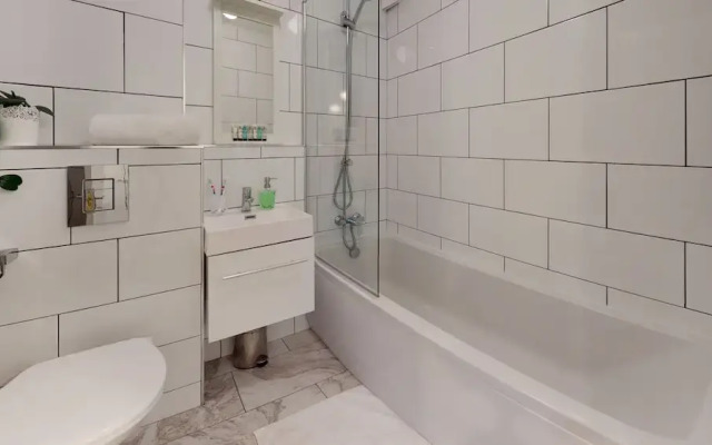 4guests-parking-2br-familyfriendly