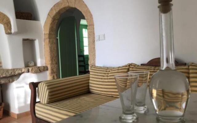 Villa Lemonia - Guest House