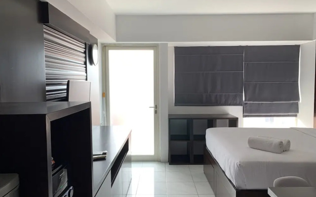 Relax And Comfy Studio At Sahid Metropolitan Apartment