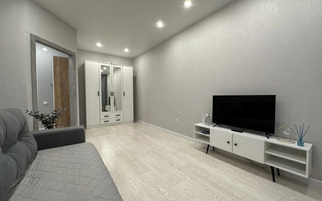 Compass (Компасс) на улице Кармацкого 11