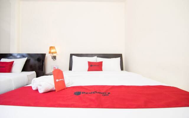 RedDoorz @ Dang Thi Nhu Street