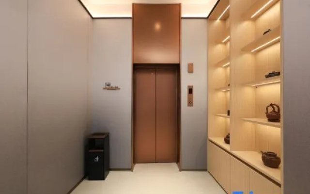 Hongdu Business Hotel (Daqing East Railway Station)