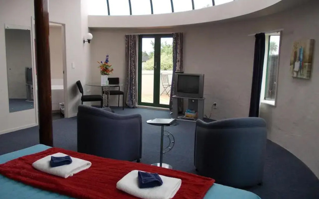 Parklane Motor Lodge