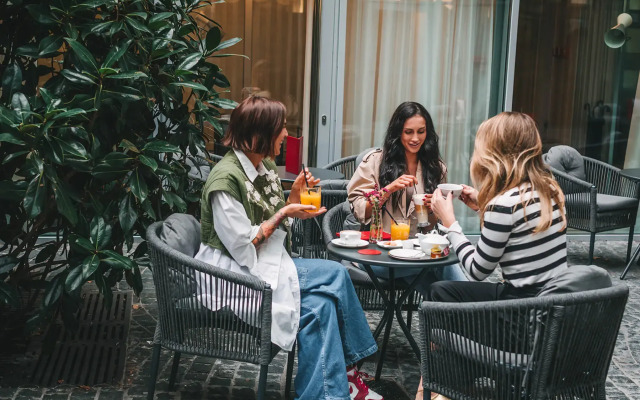 Met Boutique Hotel