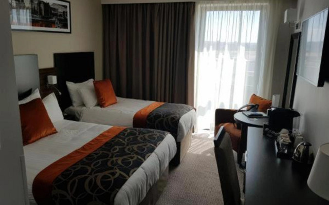 Clayton Hotel Cardiff