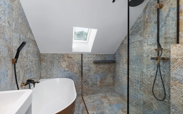 Apartment Kazimierz + Parking by Renters
