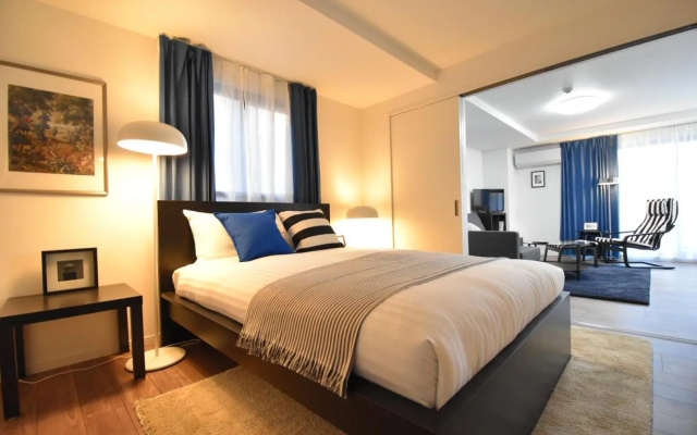 LANG Hotel Ginza # 1Floor 1Room# with Kitchen 從東銀座站步行3分鐘 帶廚房 हिगाशी गिन्ज़ा स्टेशन से 3 मिनट की पैदल दूरी पर रसोई के साथ – Guest Rooms – Tokyo