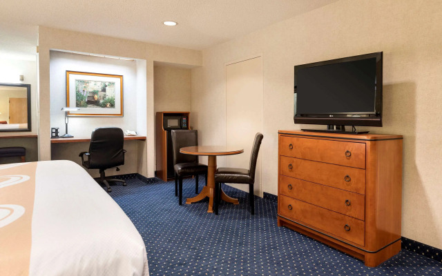 Quality Inn Auburn Hills - Detroit North