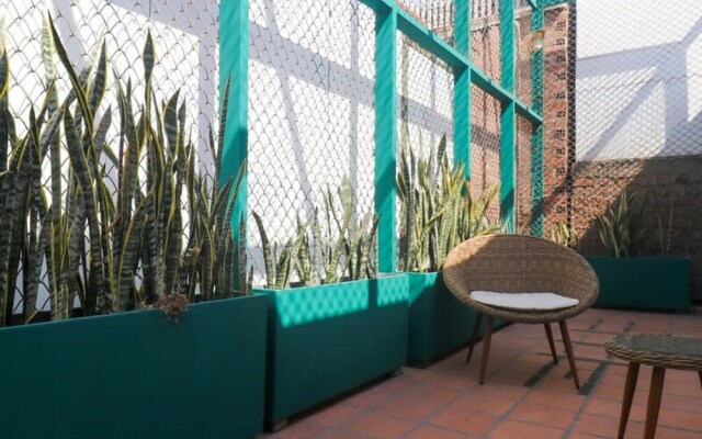 w Luxury 3BR House With Terrace in Miraflores