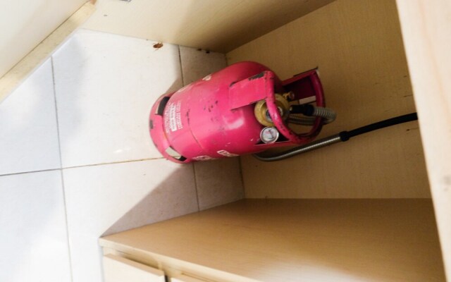 Spacious 1BR for 5 Pax at Maple Park Apartment