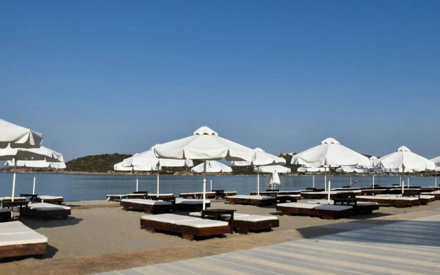 Plaza Resort Hotel