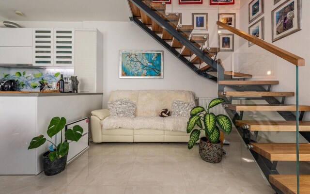 Amazing Apartment in Zadar With 3 Bedrooms and Wifi