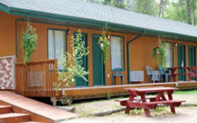 Birchwood Motor Hotel