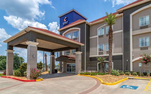 Comfort Inn & Suites Cleveland TX