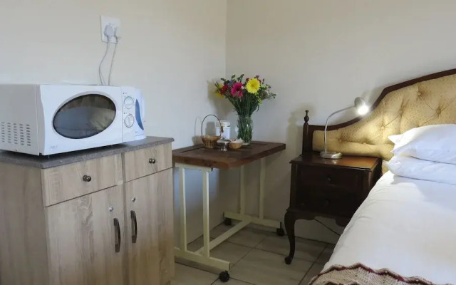 Karoo-Koppie Guesthouse