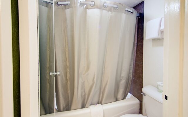 Executive Inn & Suites