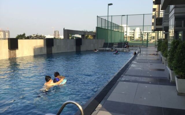 The Lake 3 Condominium