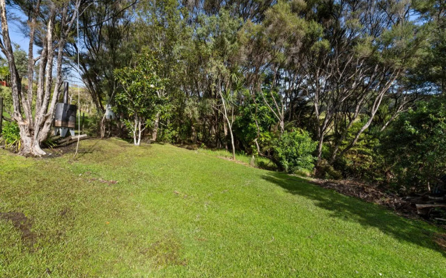 Ota Point Paradise - Whangaroa Holiday Home