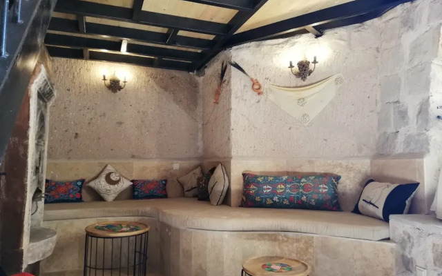 Pigeon Hotel