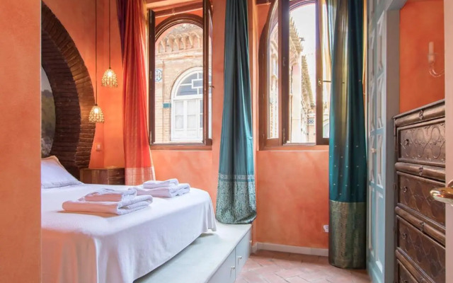 Oriental Apartment Gardens Views 2 pax