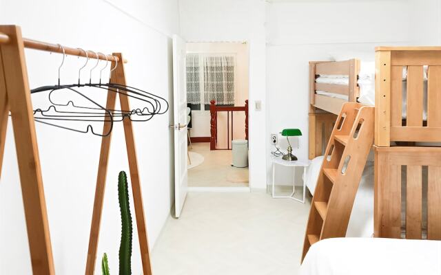 Nuha 70 Cozy house in Seo-Chon