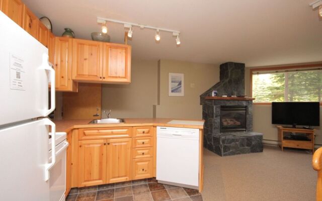 Timberline Lodges by Fernie Lodging Company