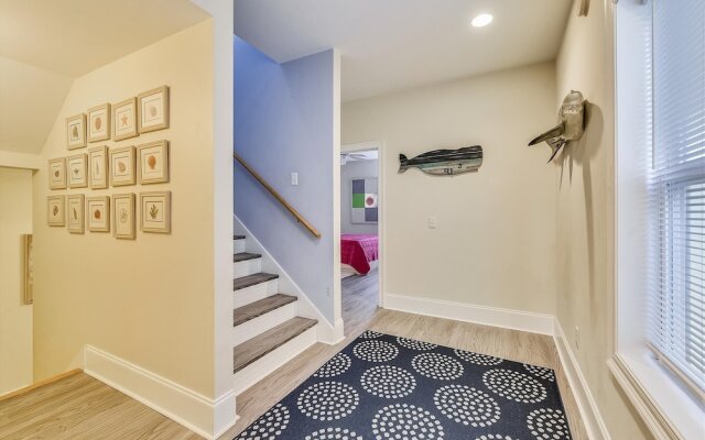 7418 Thomas Drive