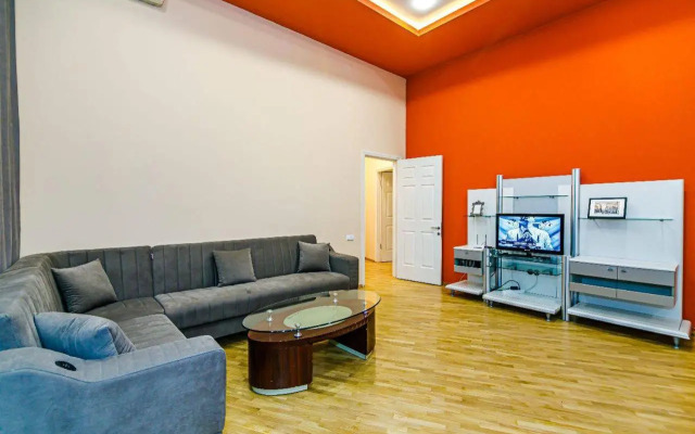 Nizami Street Vip Mado House