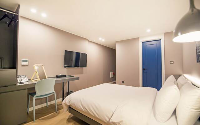 Doo Hotel & Guesthouse - Hostel