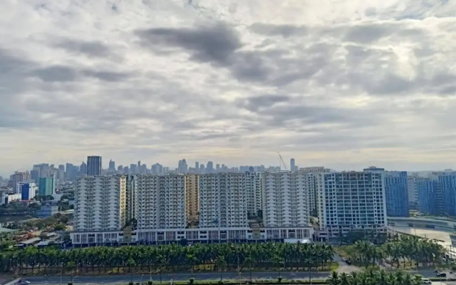 Len's Den - Flat in Pasay City Mall of Asia Manila