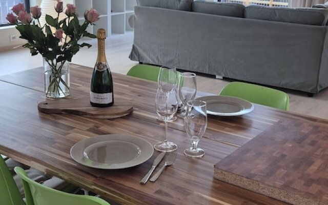 Yggdrasil Sea Wiev Lodge