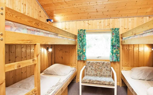 Quiet Holiday Home in Rodby near Sea