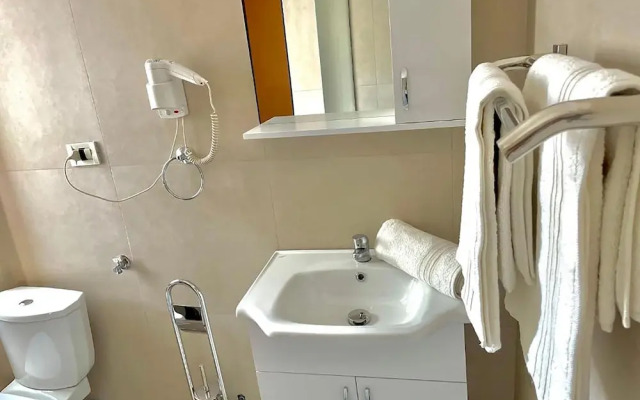 Algo Hotel