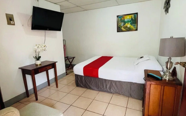 Hostal Clary