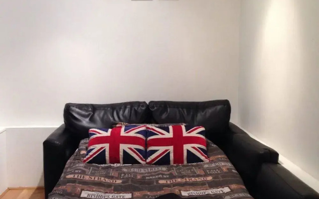 Trafalgar Square Apartments