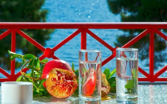 Makis Inn Resort
