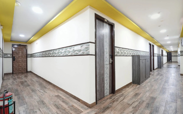 Fabhotel Indian Residency