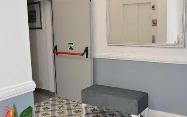 Edifício Charles 203