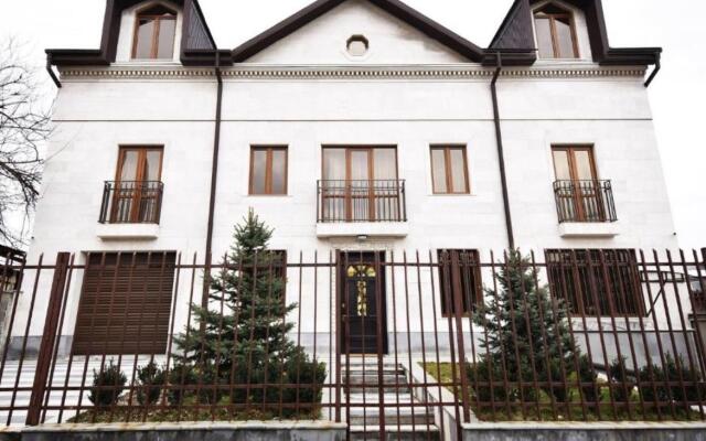 Patriott Hotel