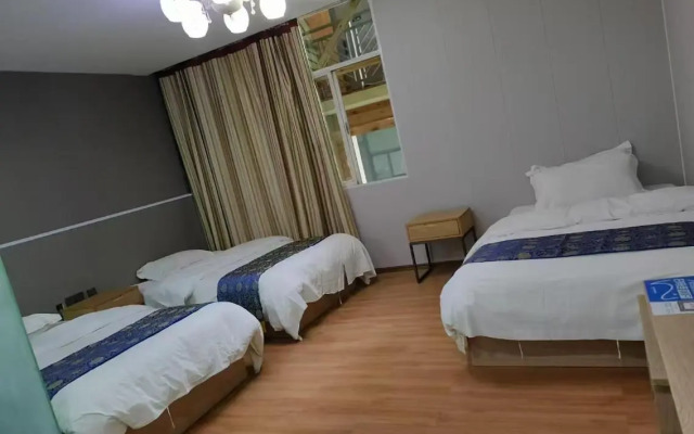 Kunming Huangting Hotel Changshui Airport