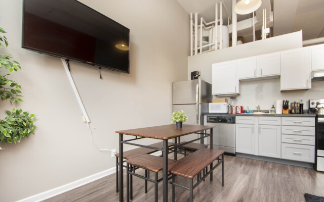 Downtown Denver Loft Style 2BR Apartment