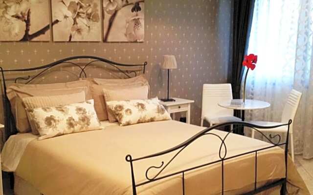 Cherry House Bed&Breakfast