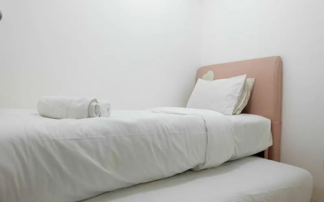 Compact Bassura City Apartment near Jatinegara