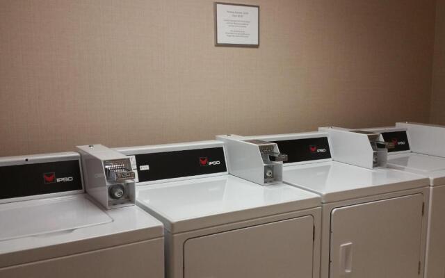 Town & Country Inn and Suites