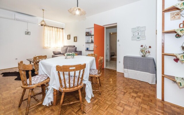 Beautiful Apartment in Vodice With Wifi and 2 Bedrooms