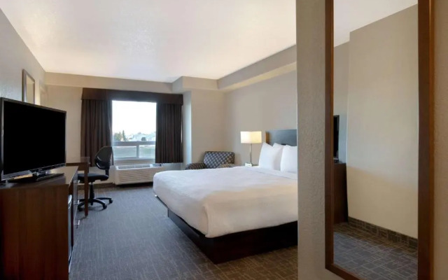 Days Inn & Suites Yorkton